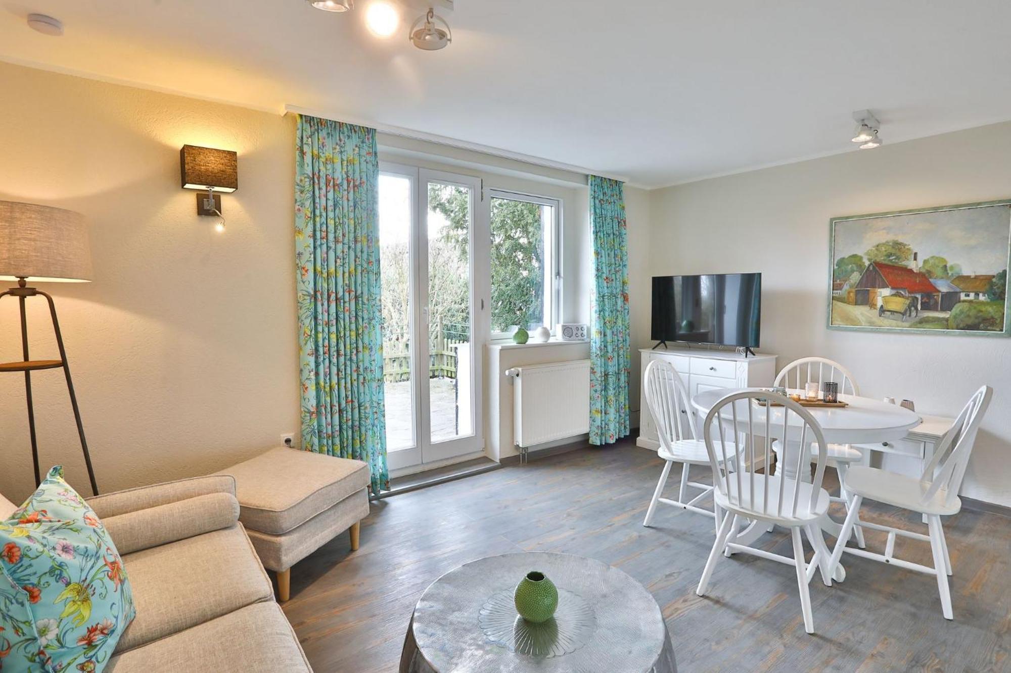 Ferienwohnung "Zur Rebe" Middelhagen Dış mekan fotoğraf